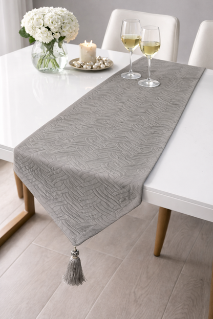 Βελουτέ Τραβέρσα 35x180cm – Πολυτελής Διακόσμηση Τραπεζιού με Ανάγλυφη Υφή